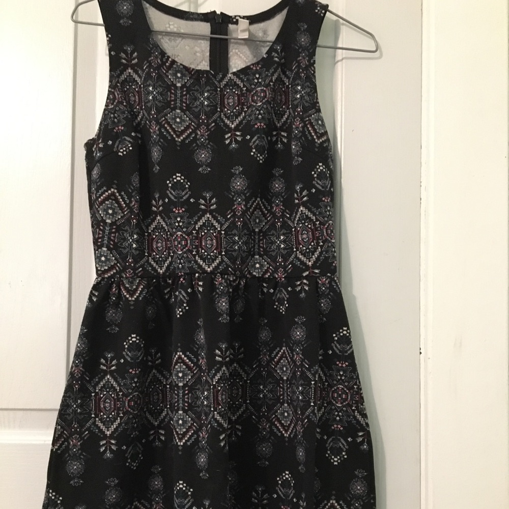 Sleeveless midi skater dress